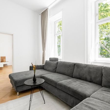 Stilvolle 2 Zimmer Apartment Im Wiener Altbaustil Nahe Donaukanal Exterior foto